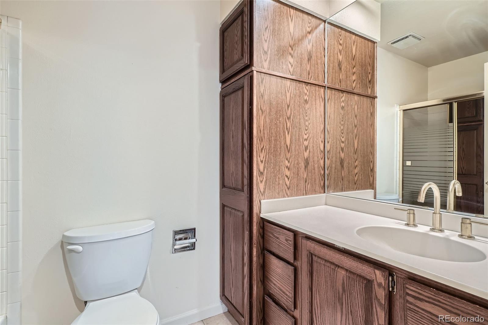 2122 S Victor Street Unit: F