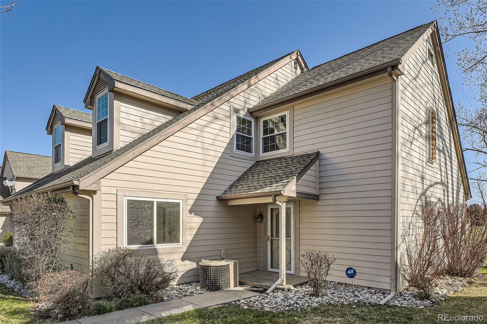 2122 S Victor Street Unit: F