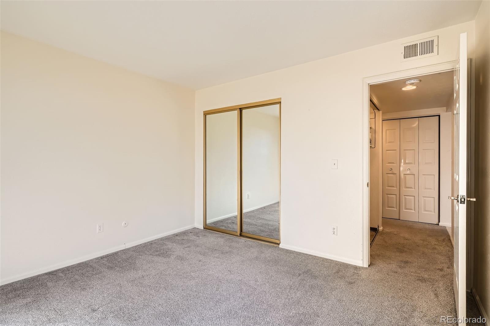 2122 S Victor Street Unit: F