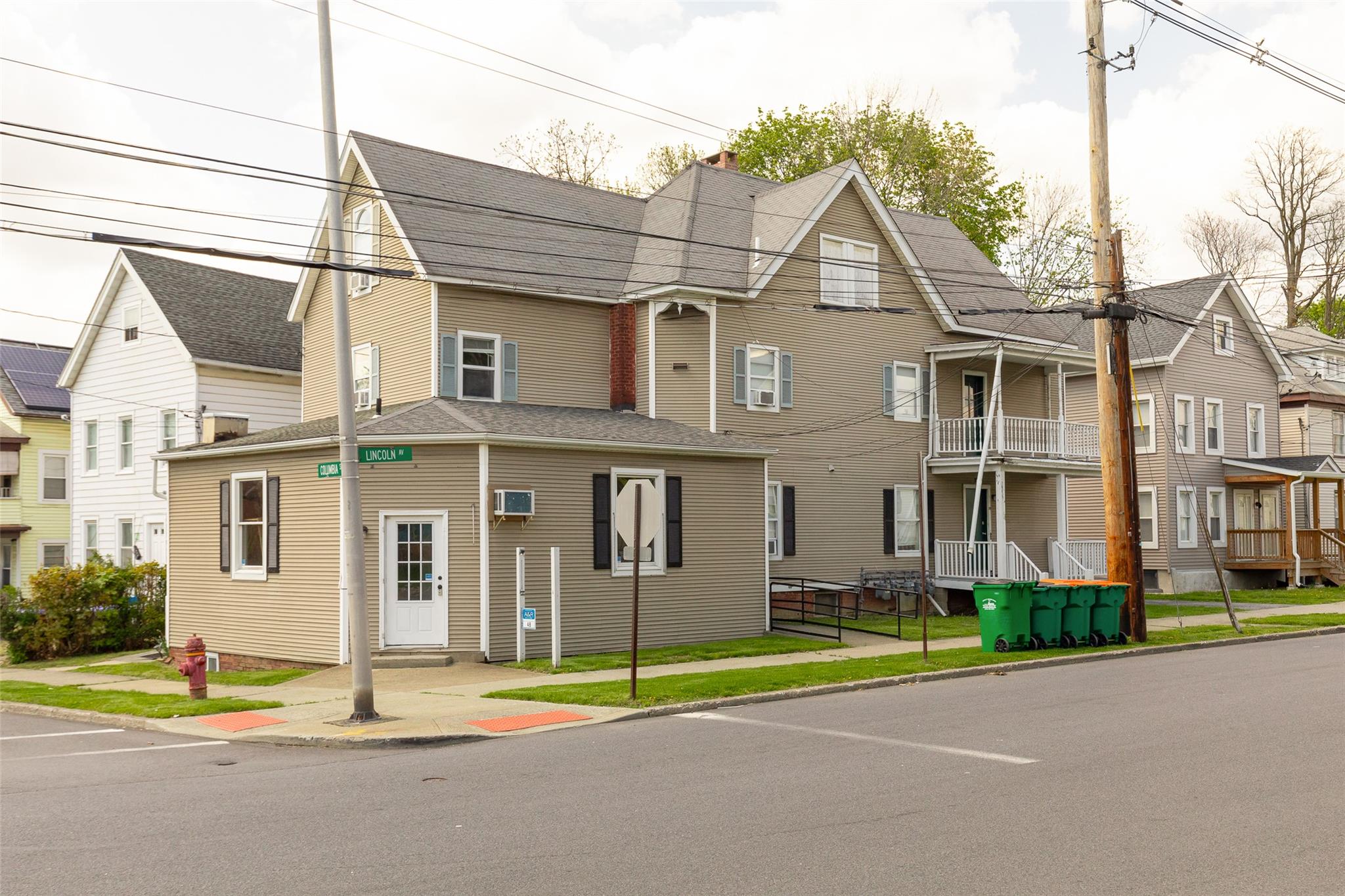 48 Columbia Street