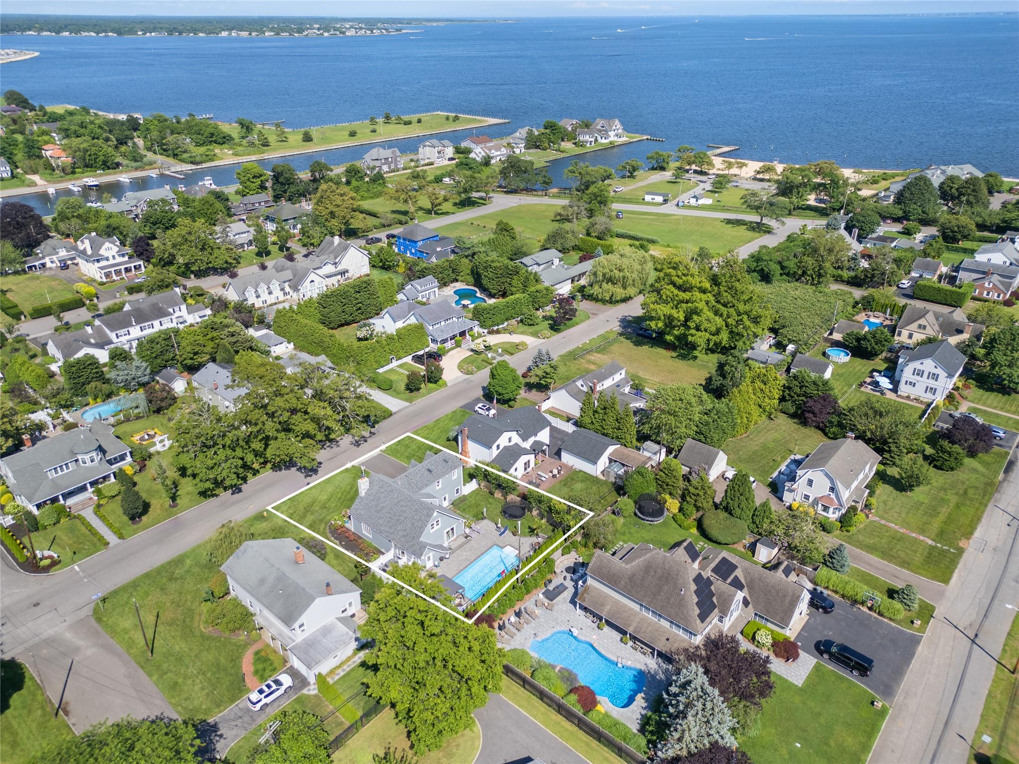 35 Bayway Avenue