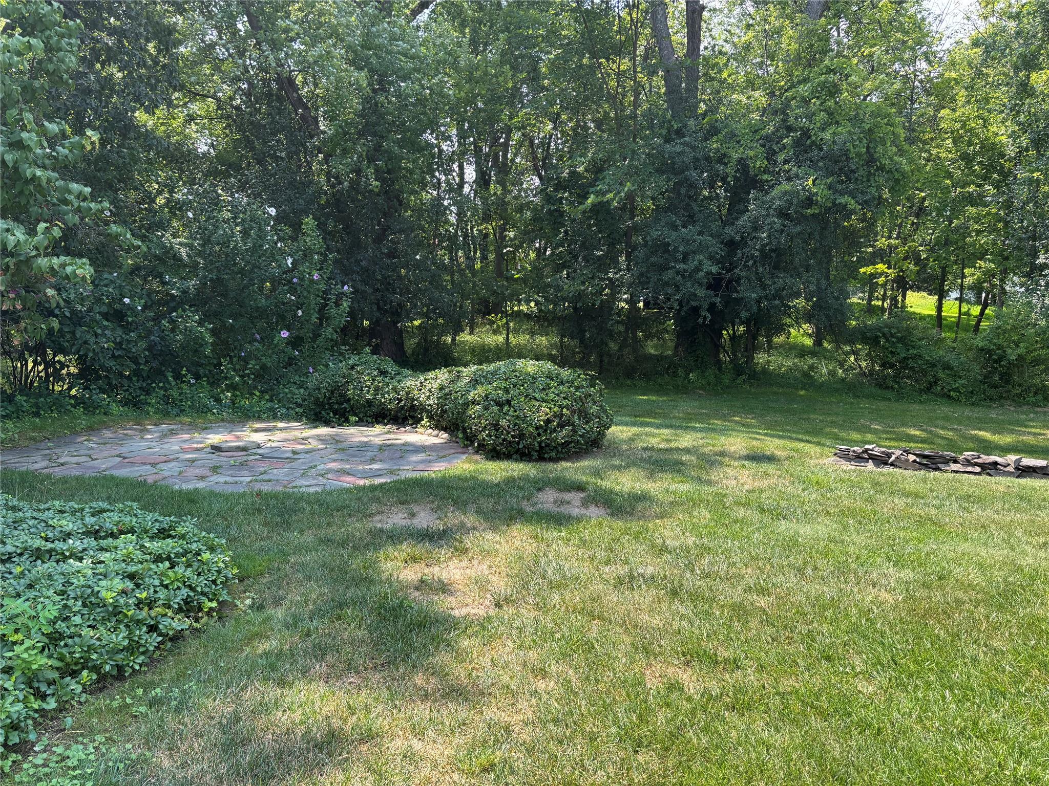 21 Kinderhook Drive