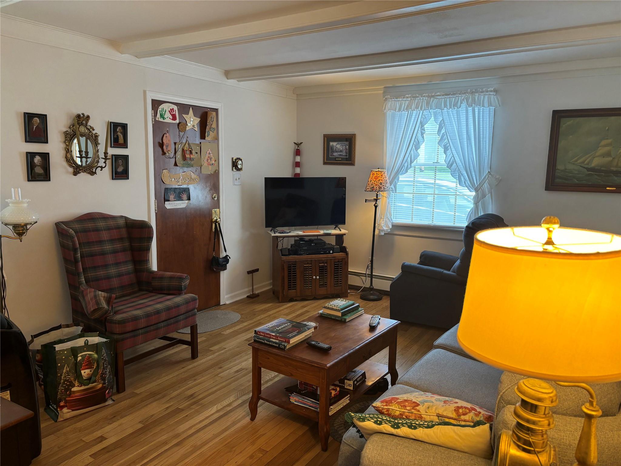 21 Kinderhook Drive