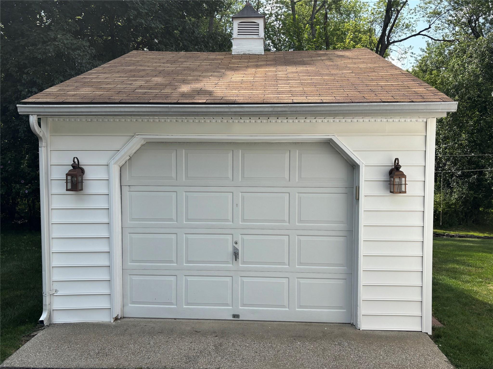 21 Kinderhook Drive
