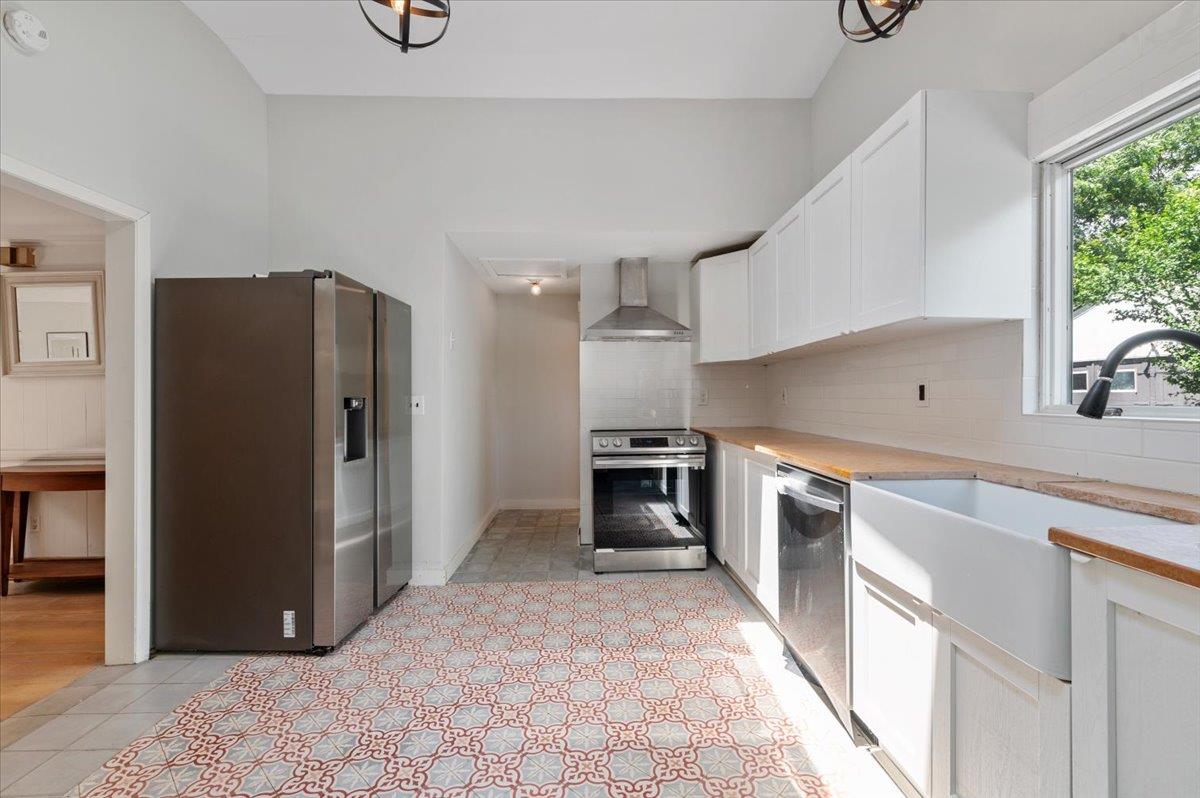 56 W Donellan Road
