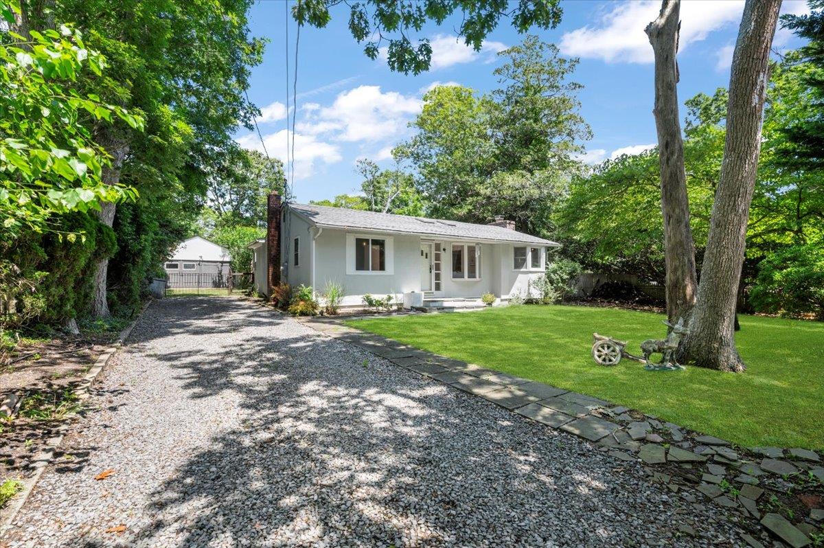 56 W Donellan Road