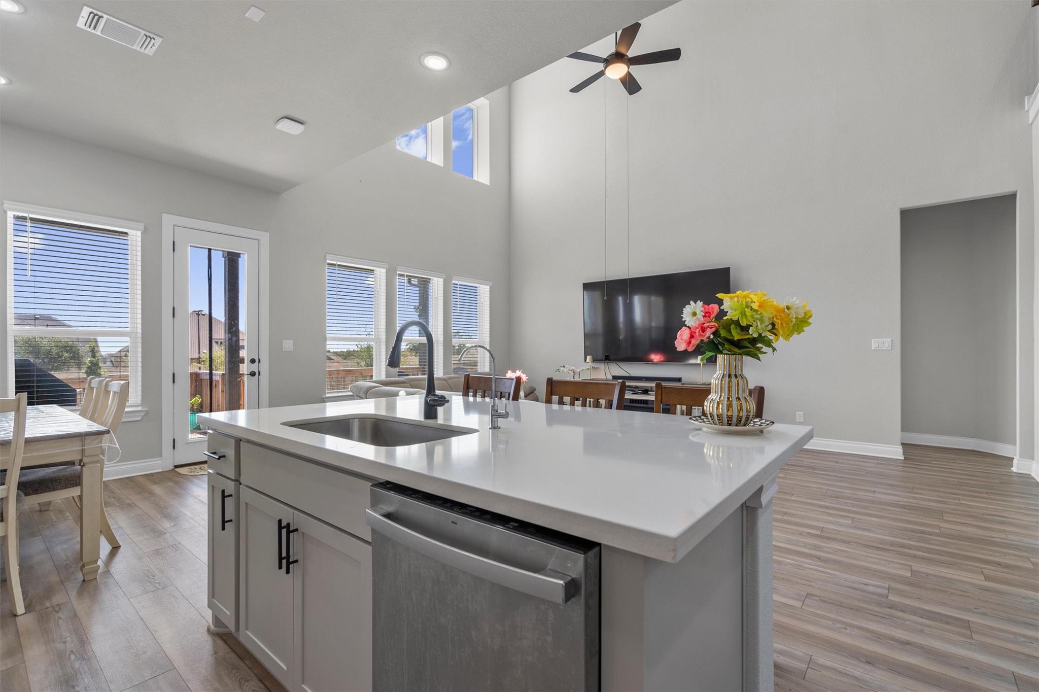 1304 Snowdrop DR