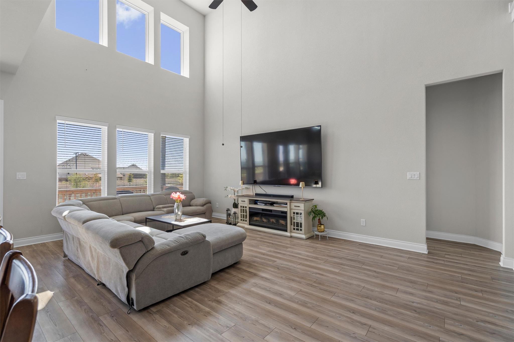 1304 Snowdrop DR
