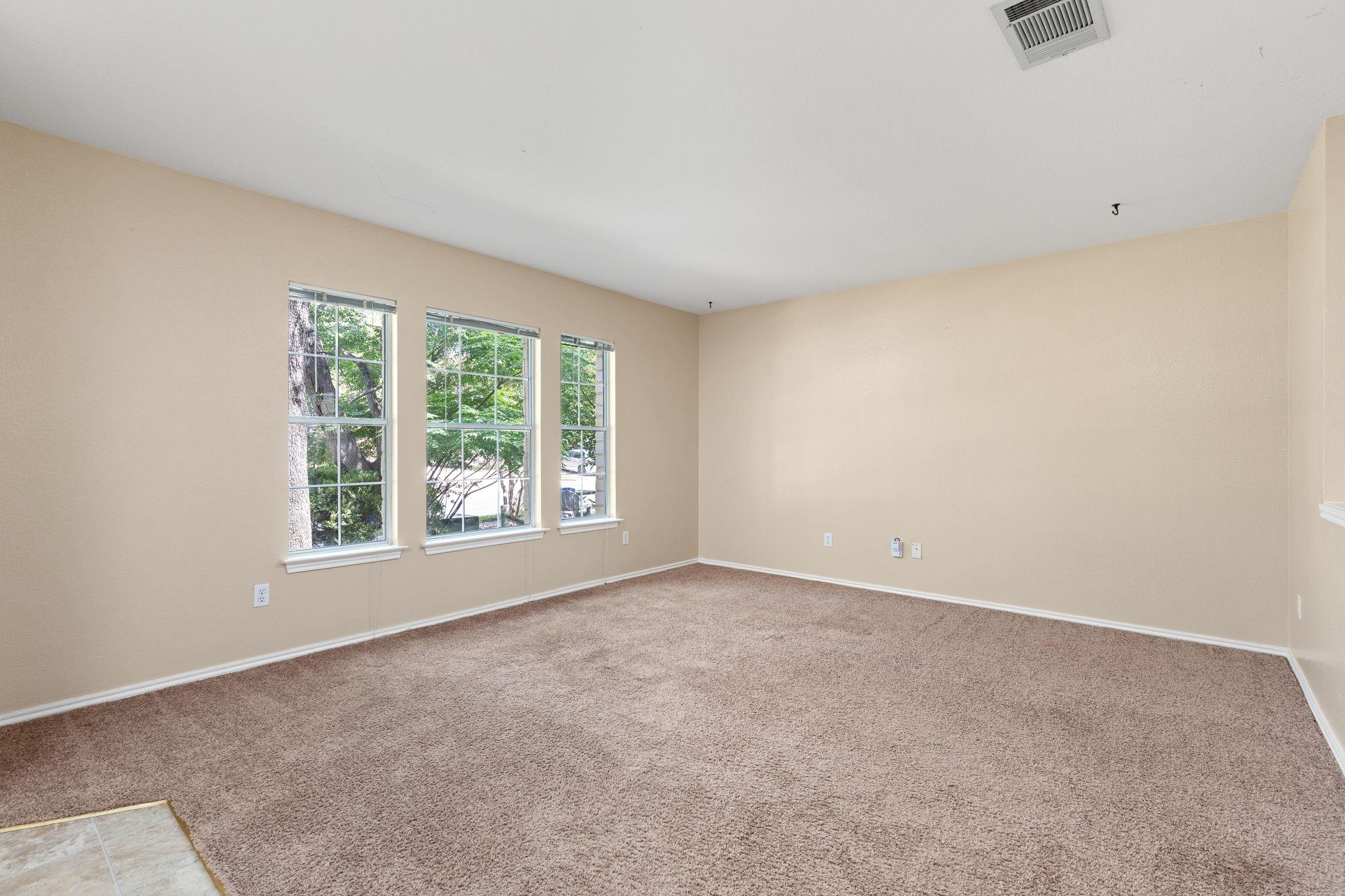 11304 Pickard LN