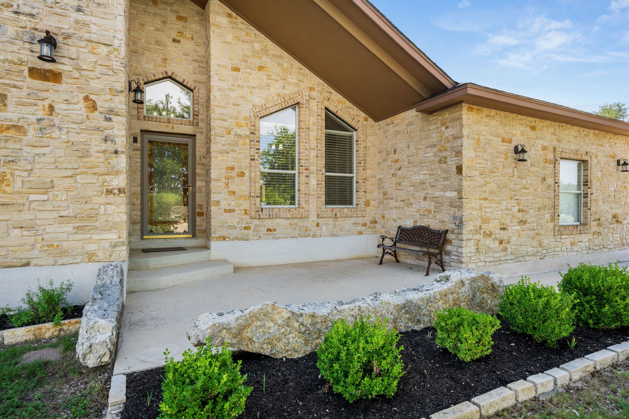 509 Meadow Oaks DR