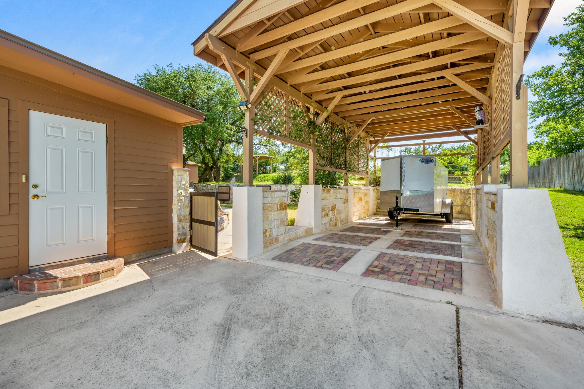 509 Meadow Oaks DR