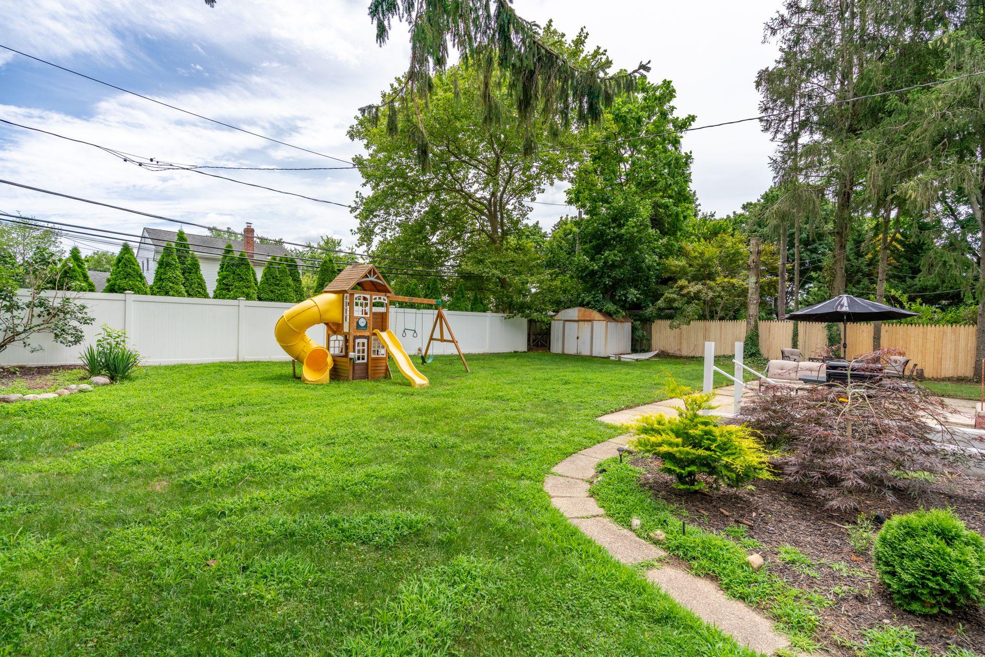 36 Hayrick Lane