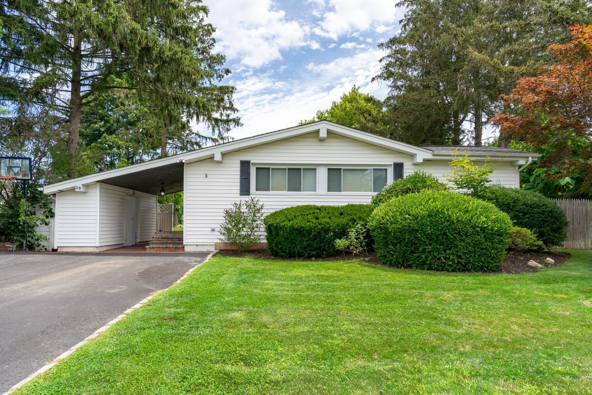 36 Hayrick Lane