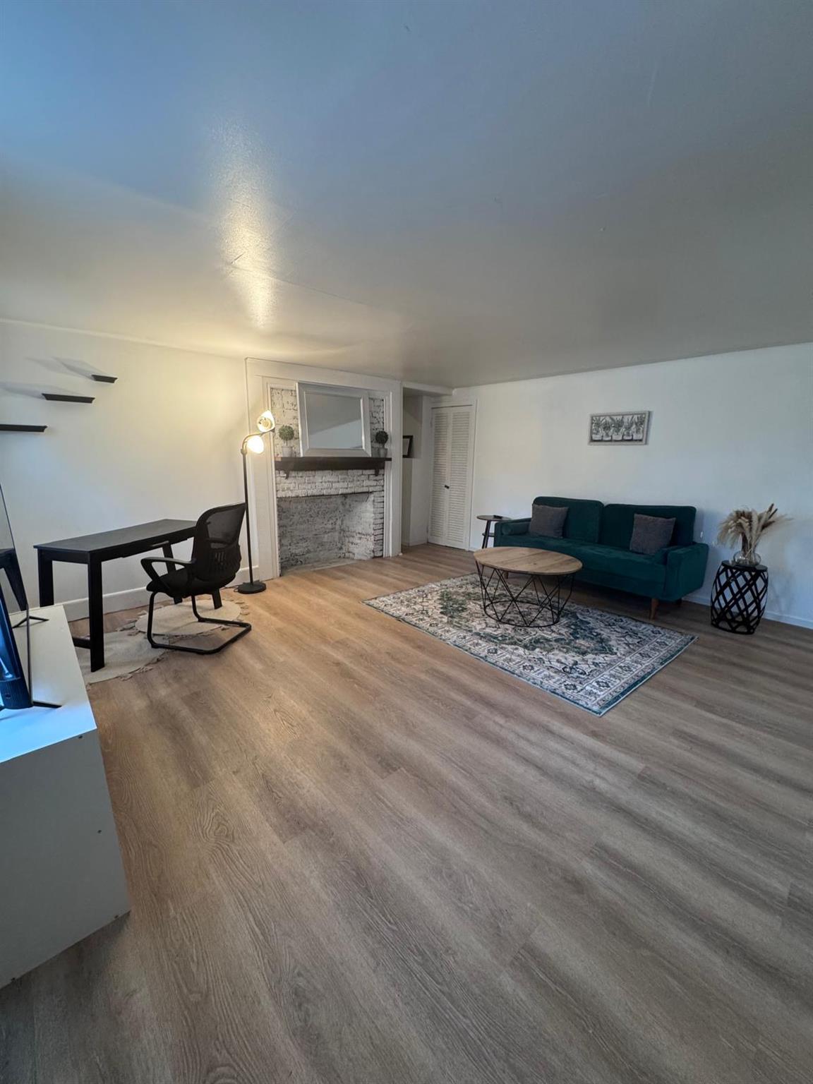 2582 Route 44 Unit: Apt 1