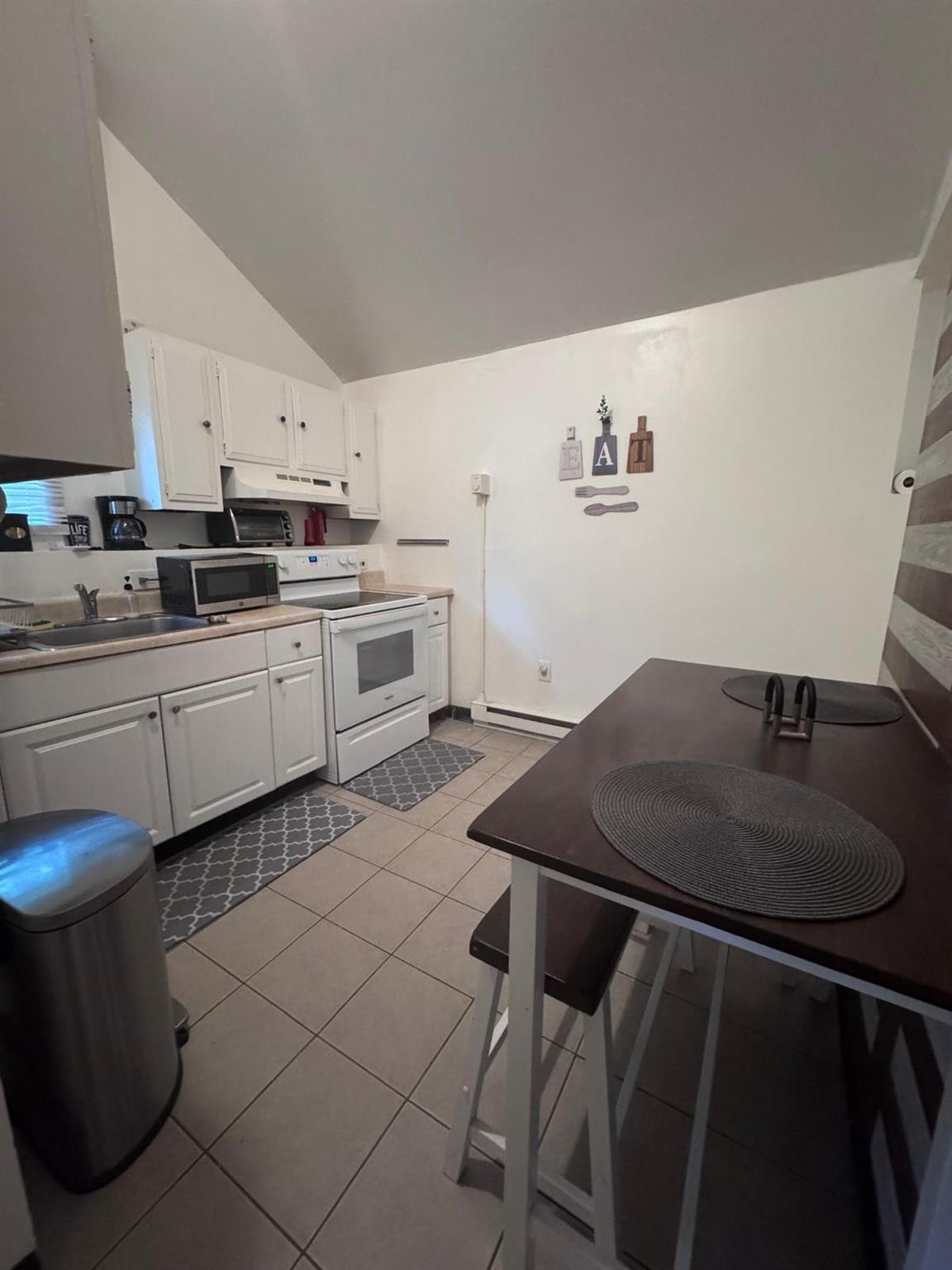 2582 Route 44 Unit: Apt 1