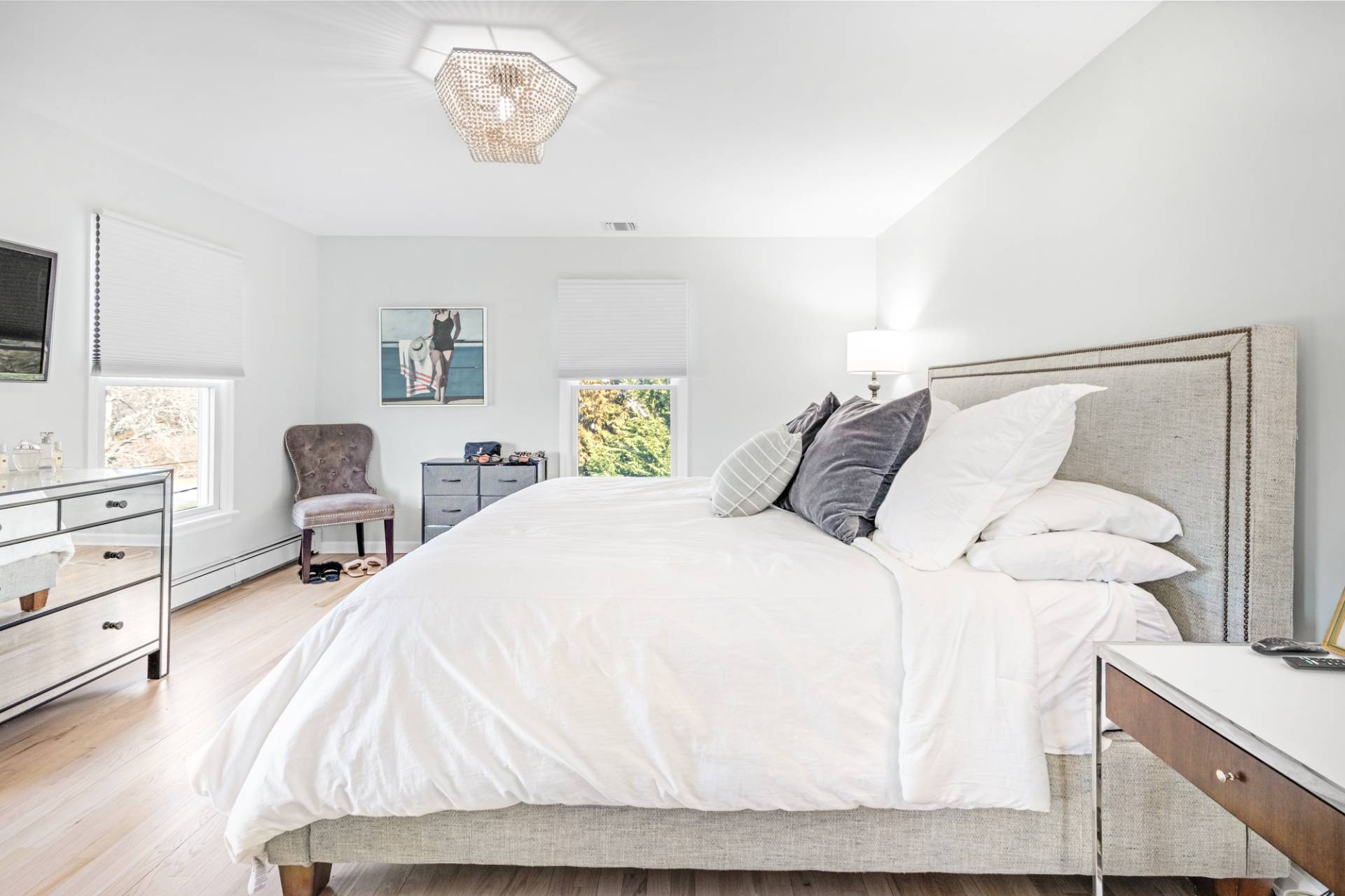 20 UNDERHILL DR