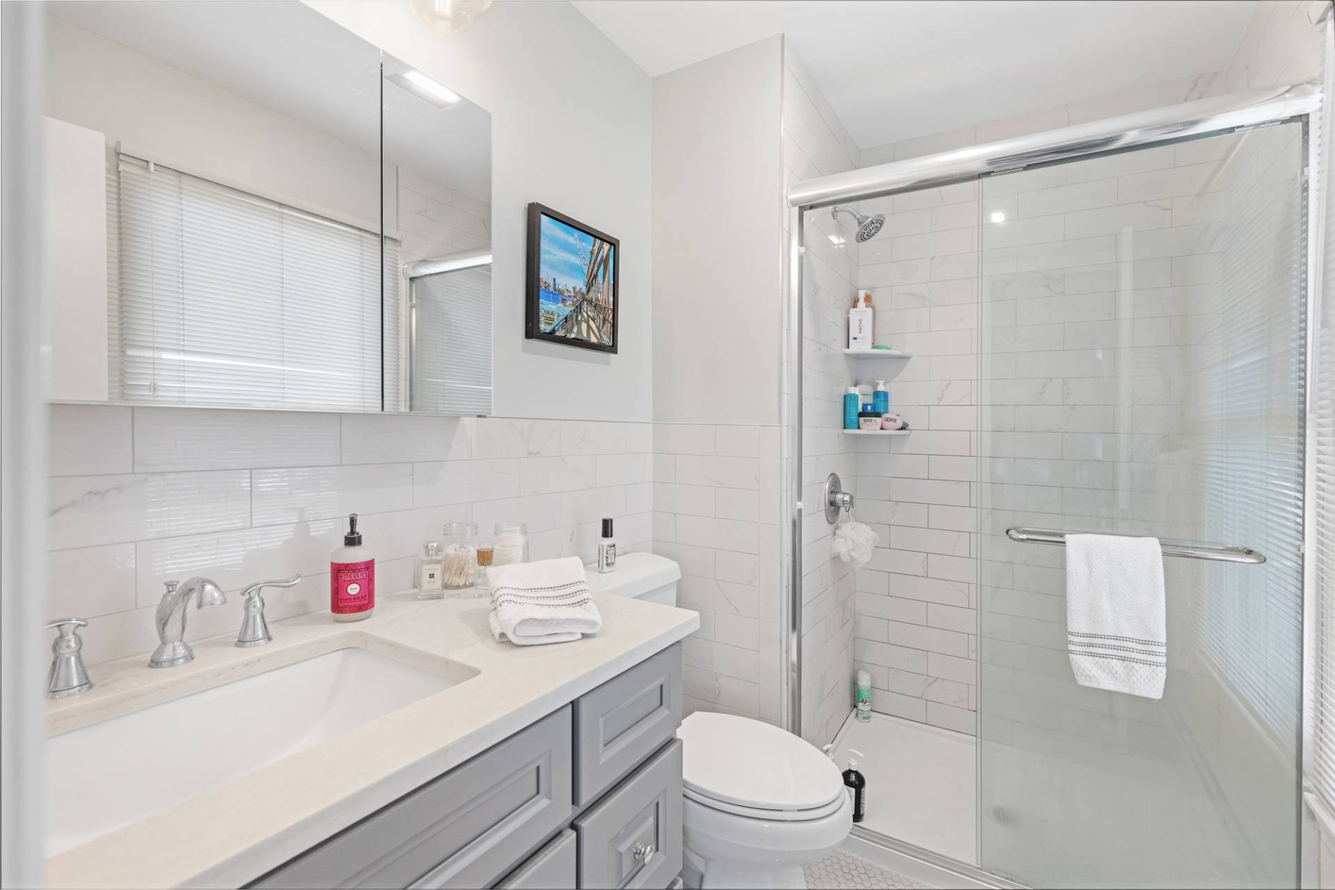 20 UNDERHILL DR