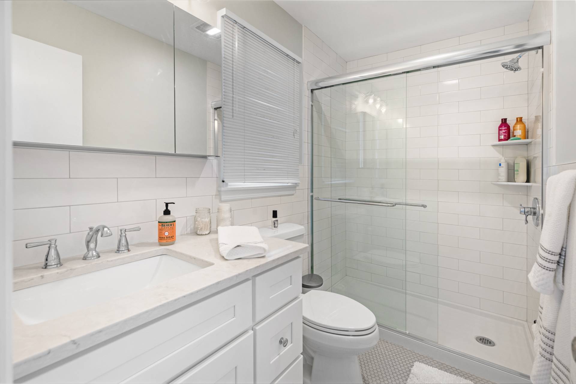 20 UNDERHILL DR