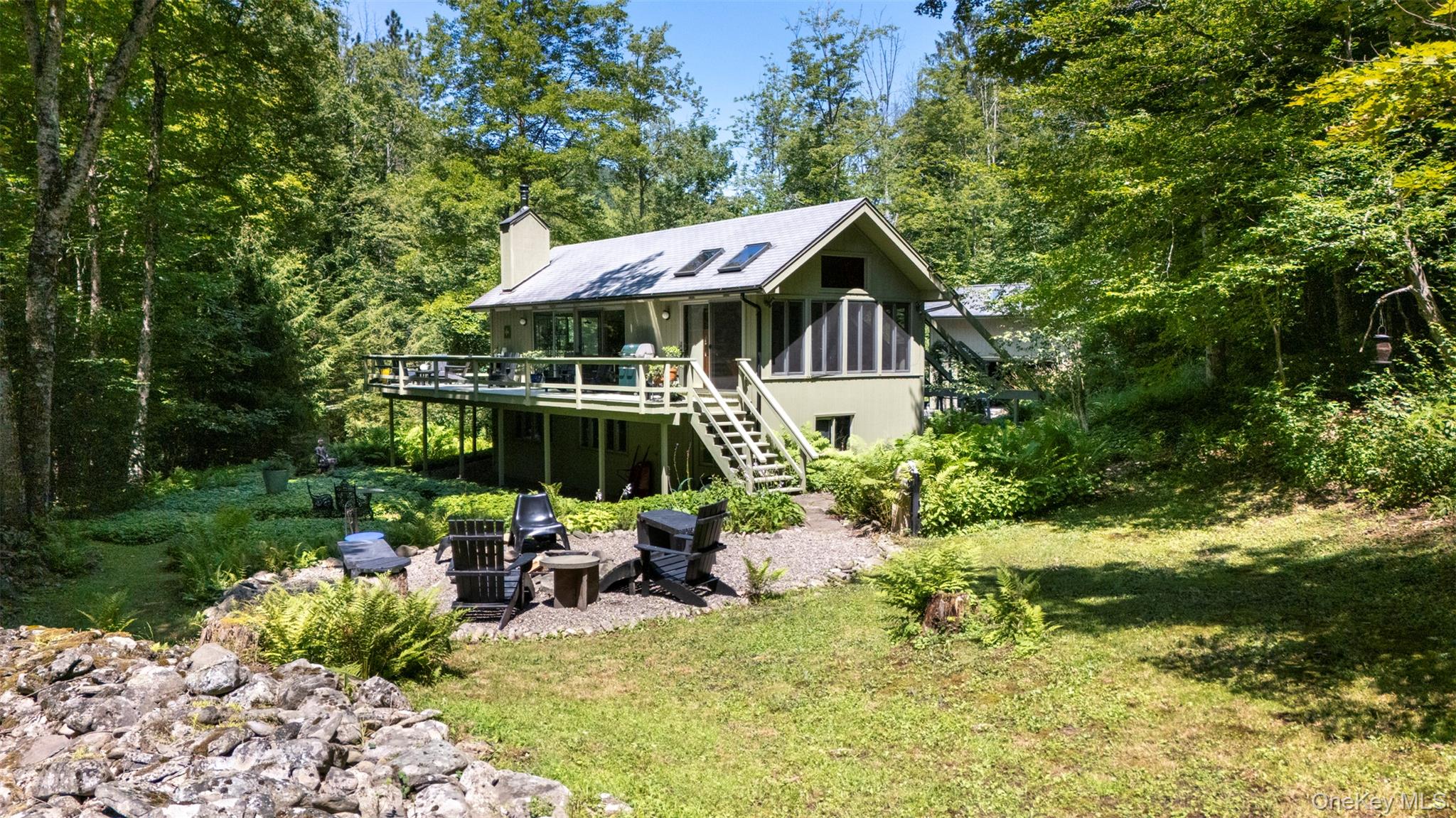 23 Riseley Lane