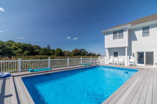 17 DUMAR DR