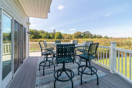 17 DUMAR DR