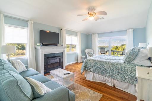 17 DUMAR DR