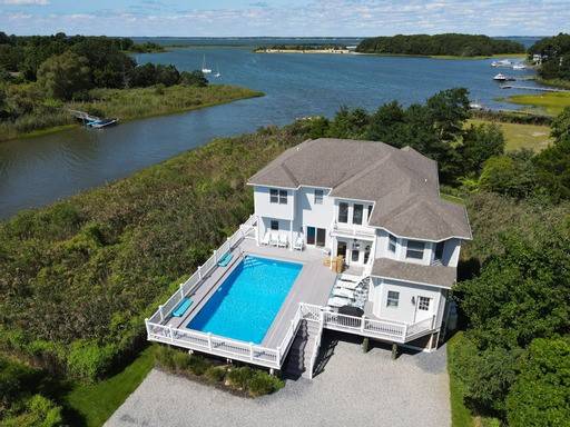 17 DUMAR DR