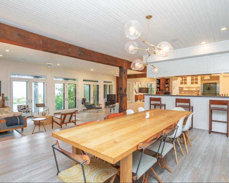 22 KNOLL RD