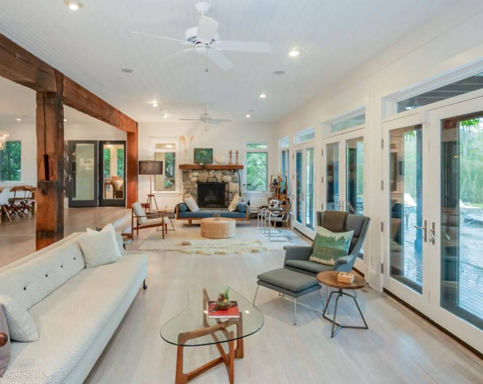 22 KNOLL RD