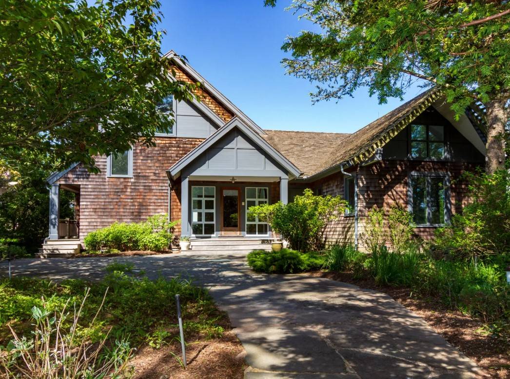22 KNOLL RD