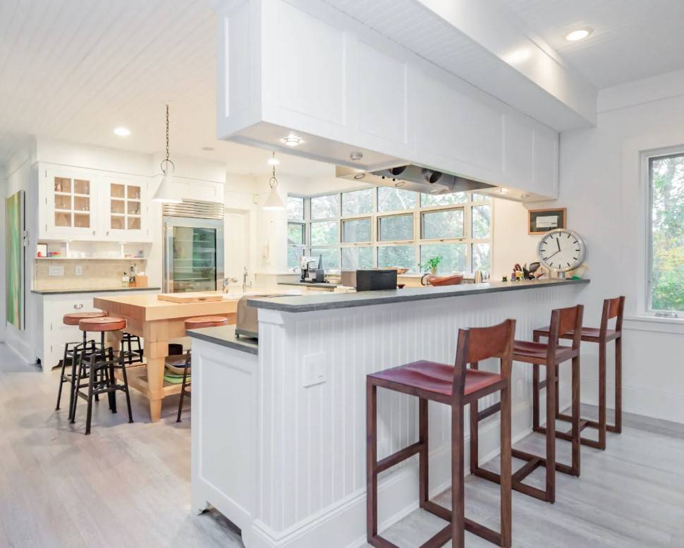 22 KNOLL RD