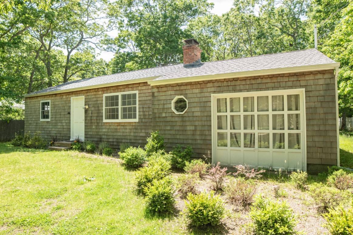 232 NORFOLK DR