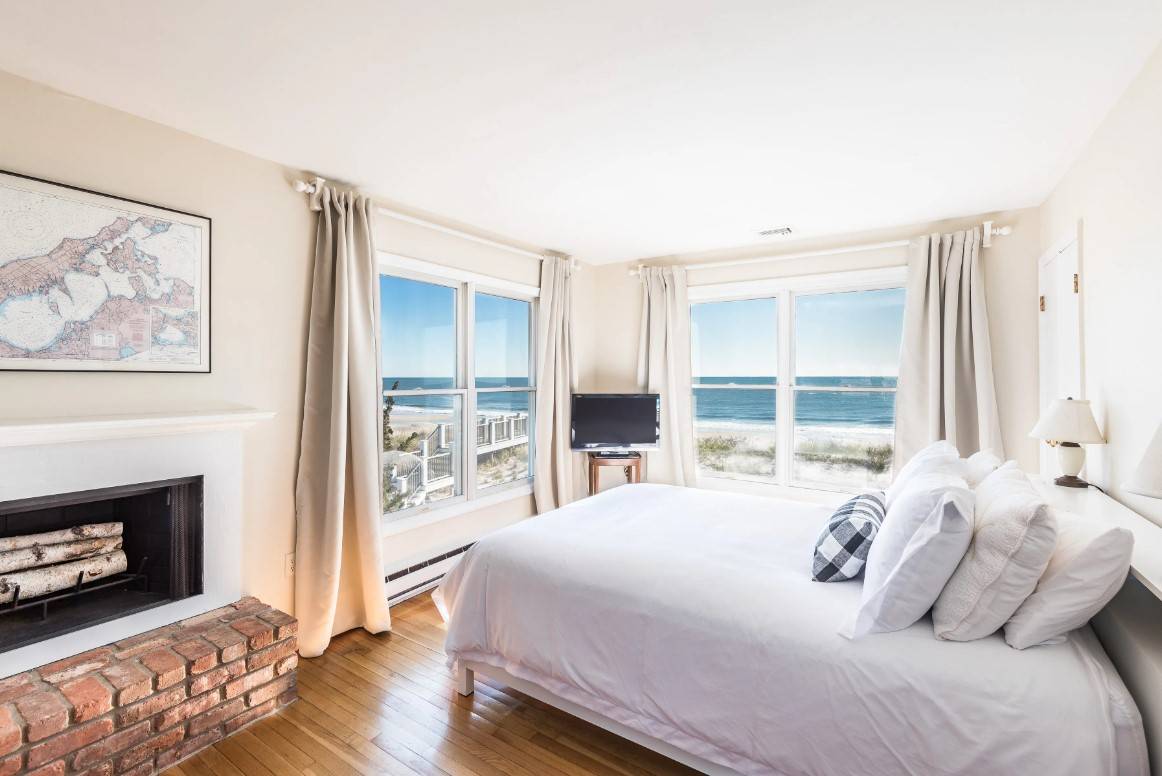 1335 FLYING POINT RD