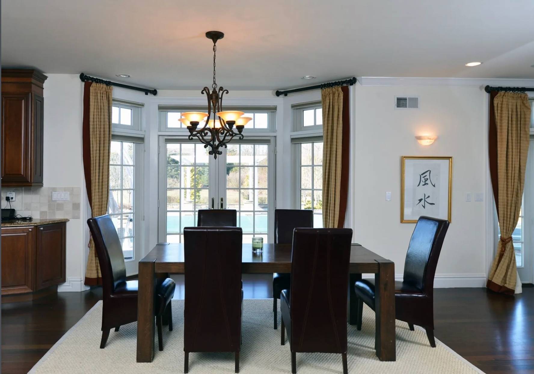 101 PARRISH POND CT E