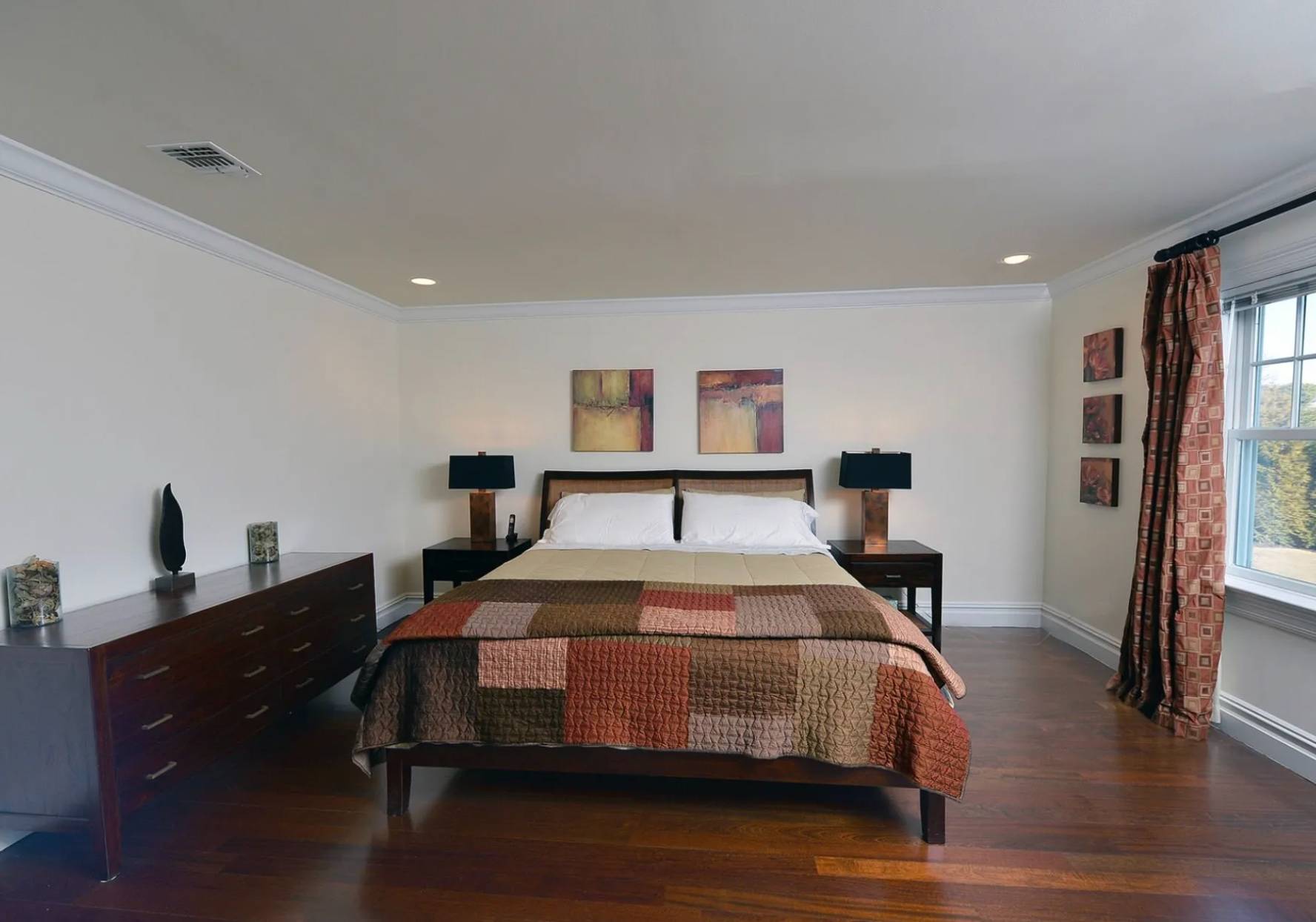 101 PARRISH POND CT E