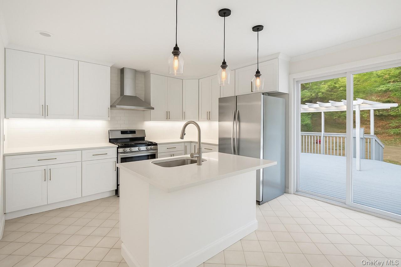 59 Breeze Avenue