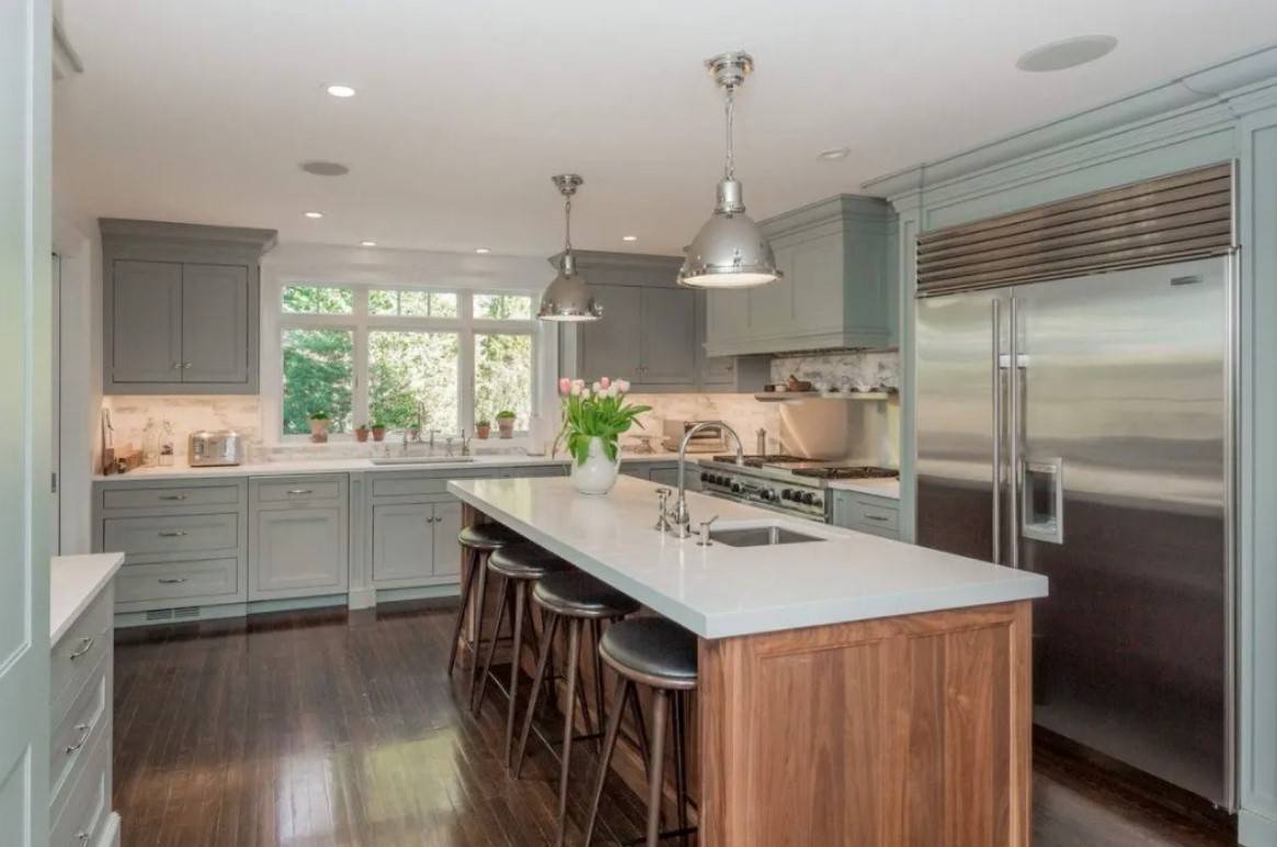 11 ARDSLEY RD