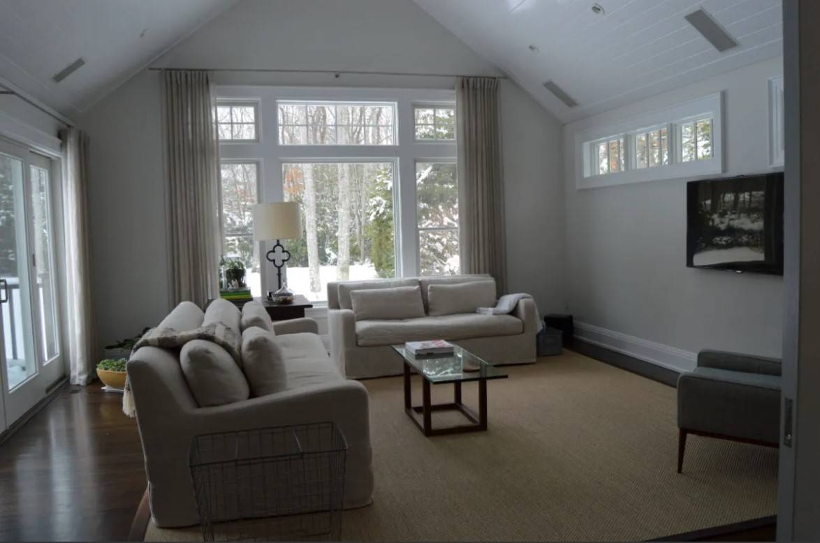 11 ARDSLEY RD