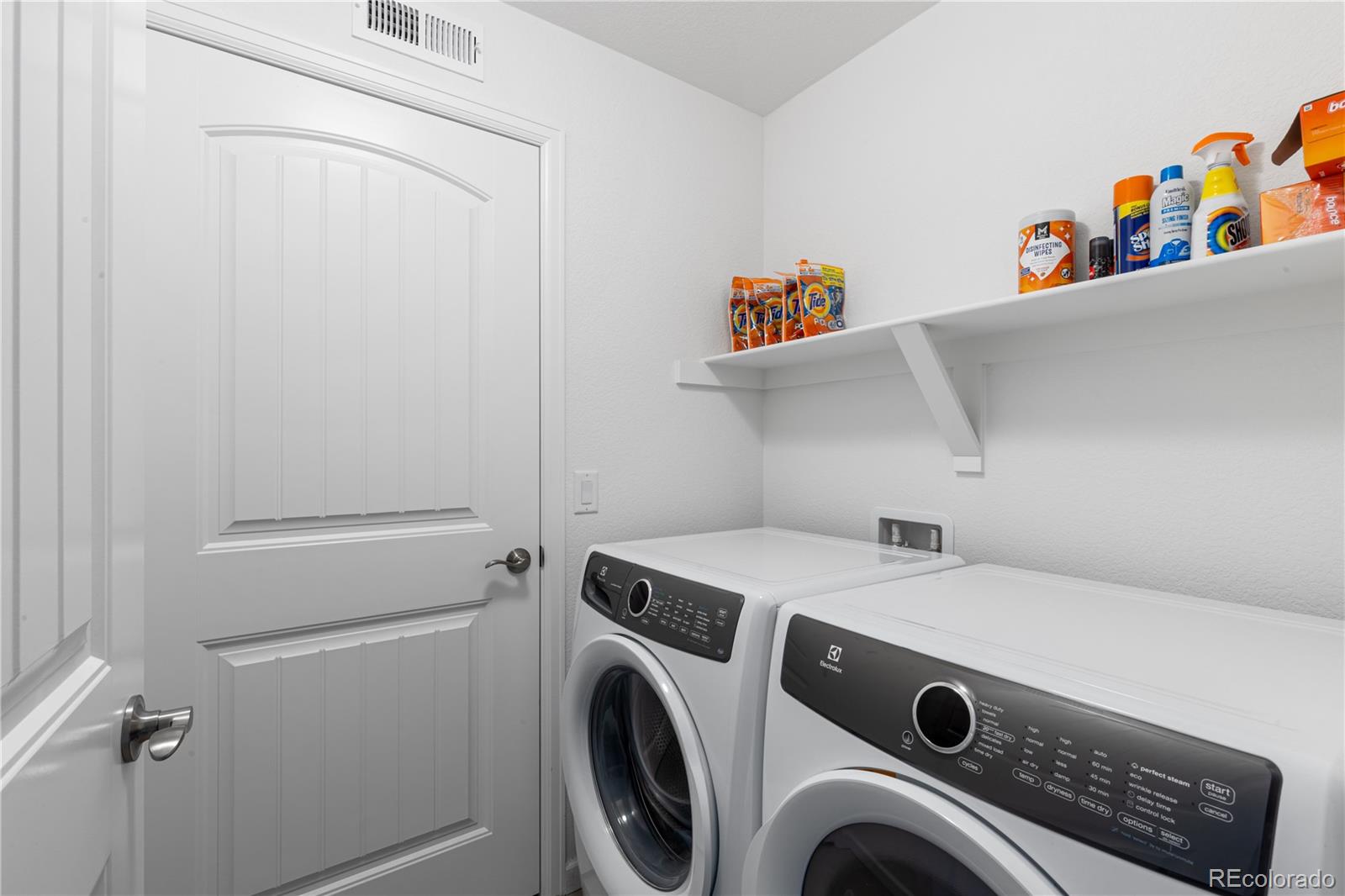 4680 Copeland Loop Unit: 204