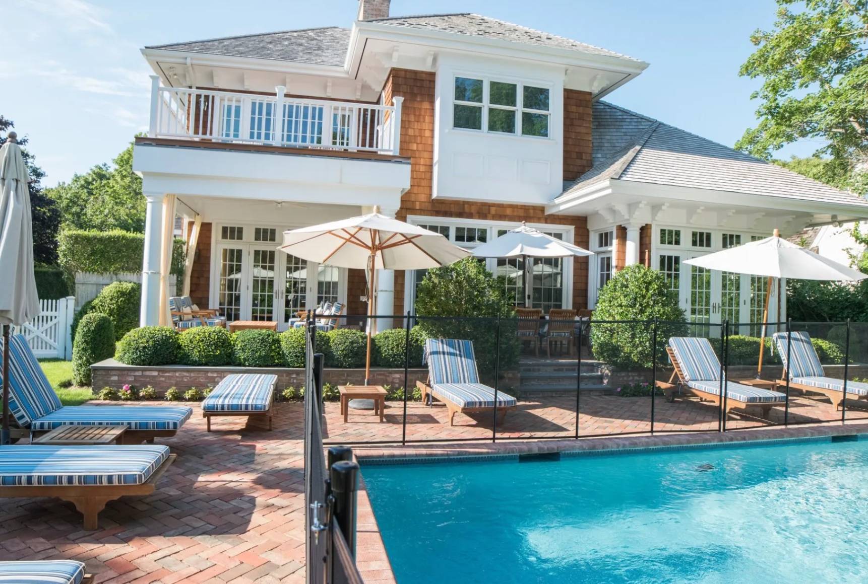 228 LITTLE PLAINS RD