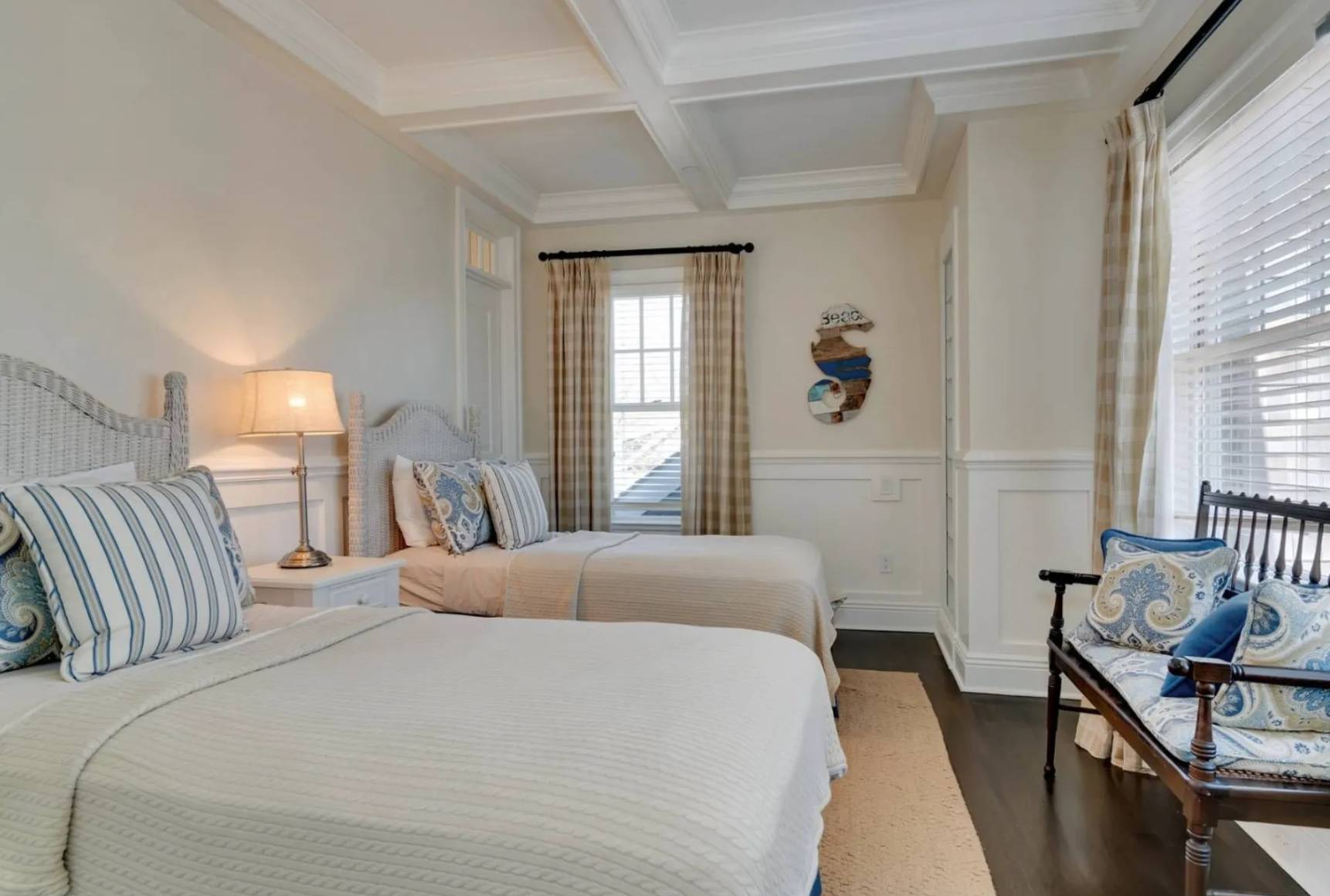 228 LITTLE PLAINS RD