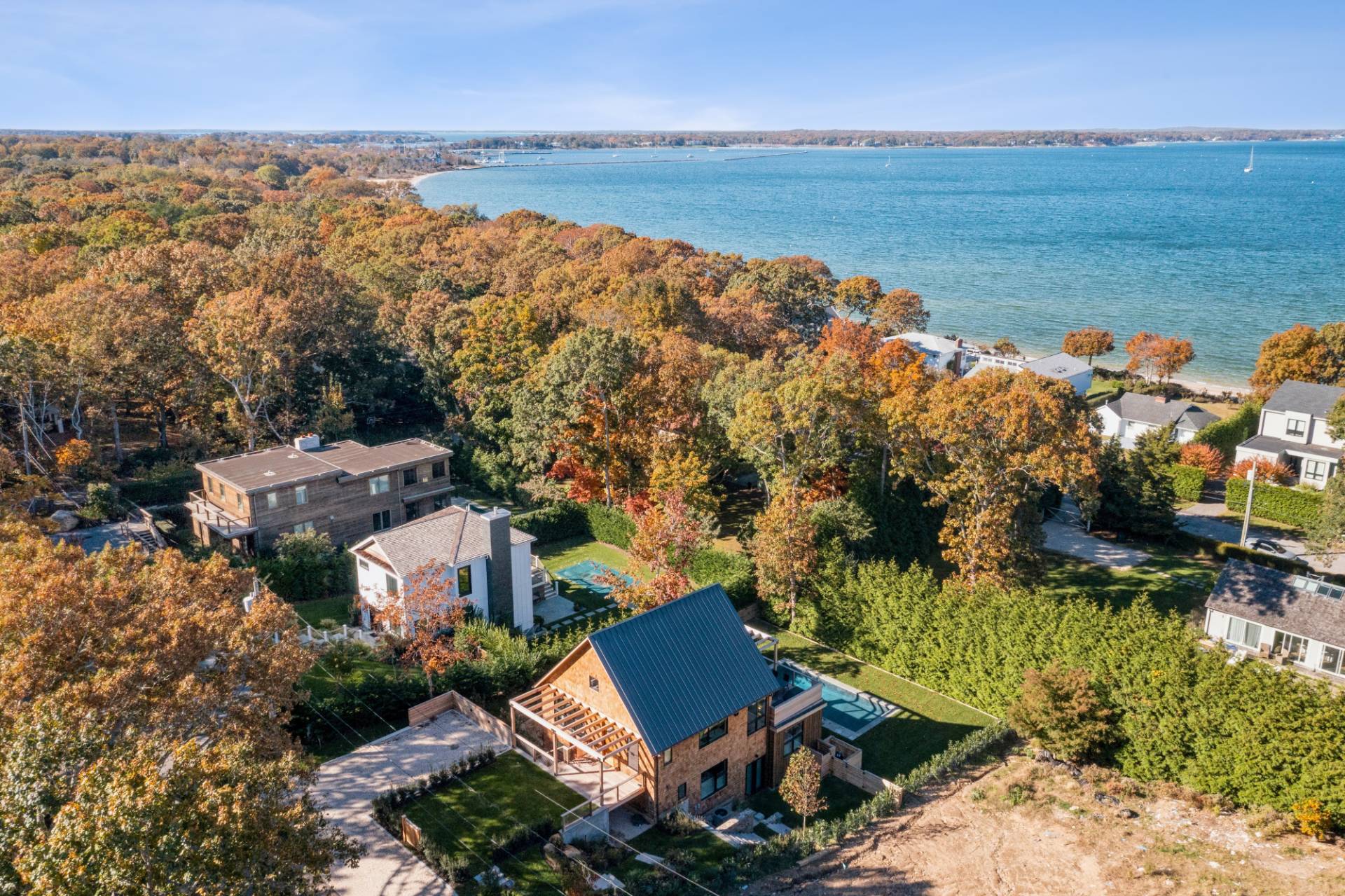 9 GULL ROCK RD