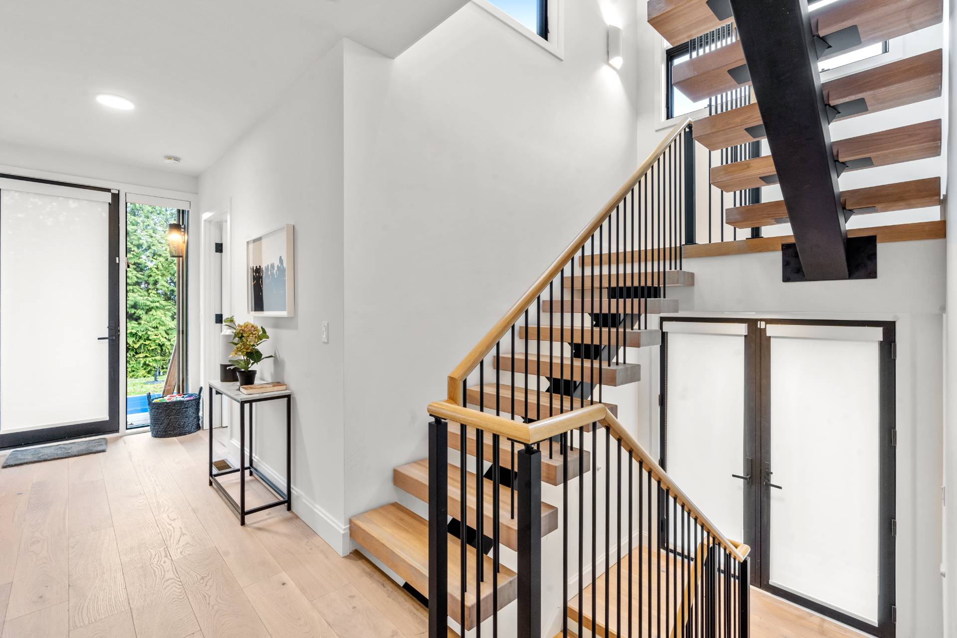 9 GULL ROCK RD