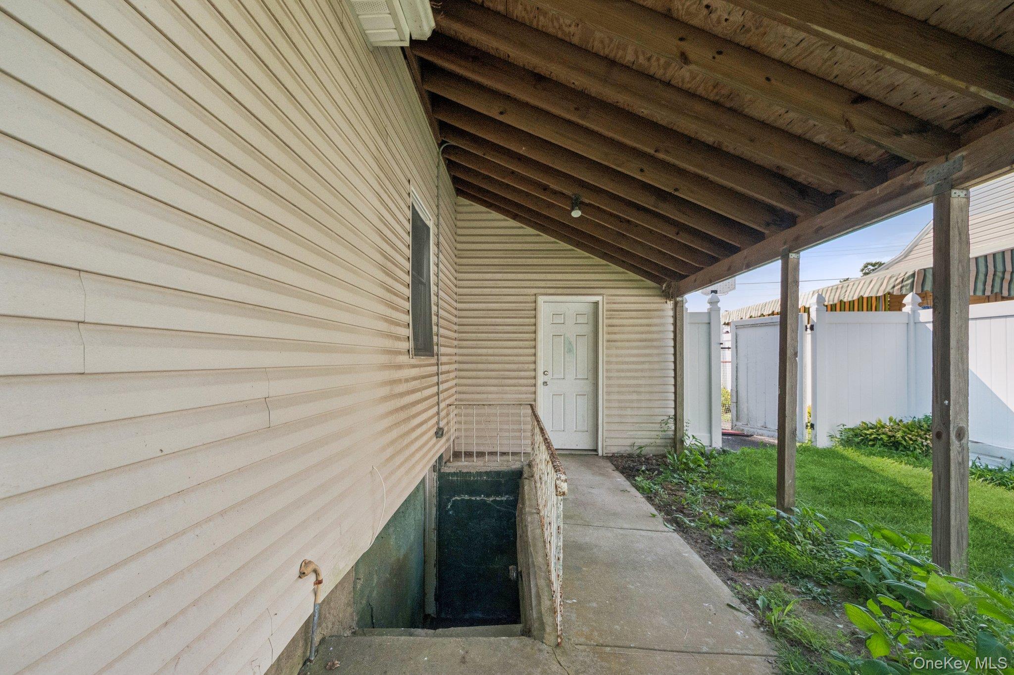 328 Henry Street