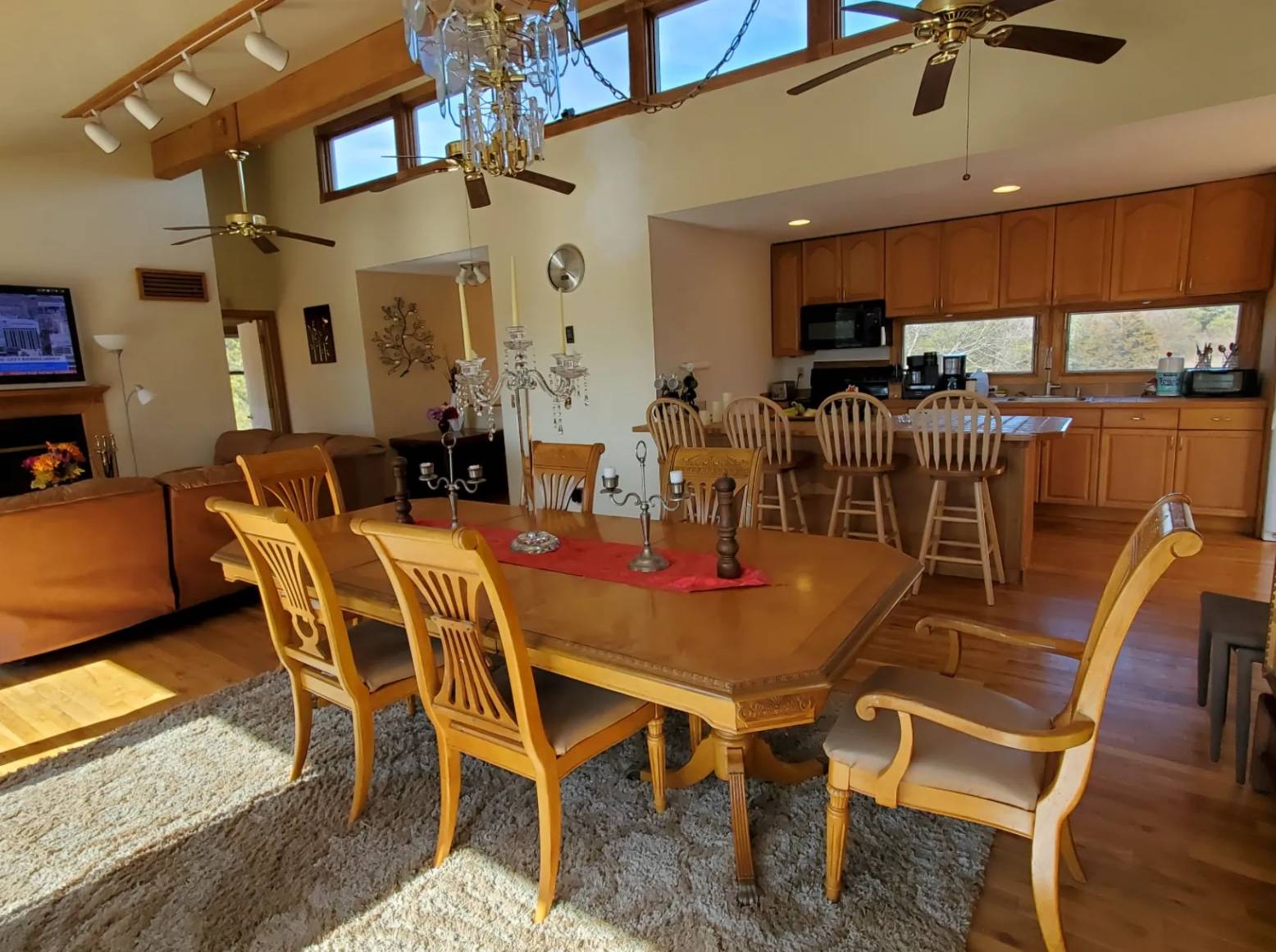 76 BLACKWATCH CT