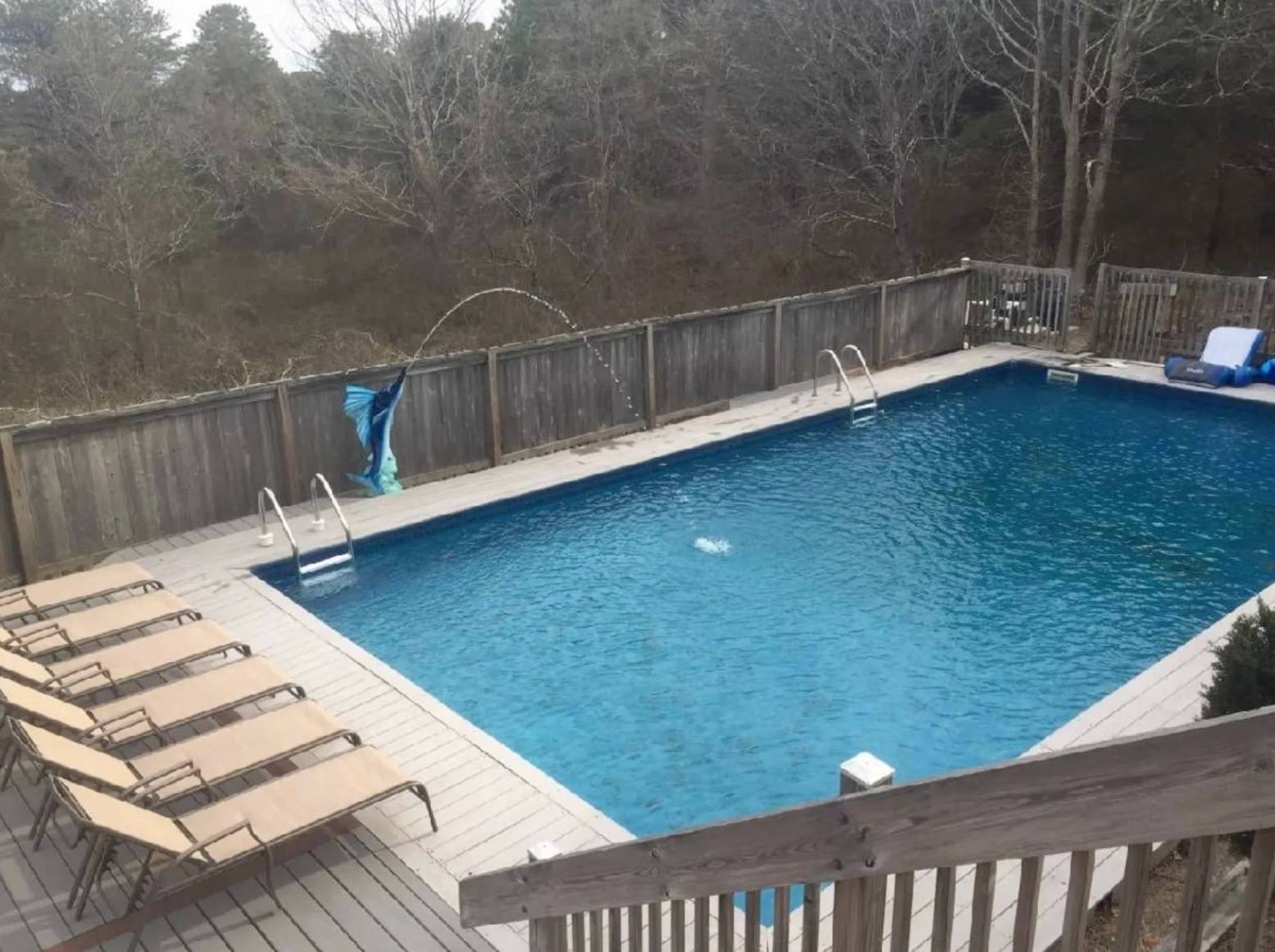 76 BLACKWATCH CT