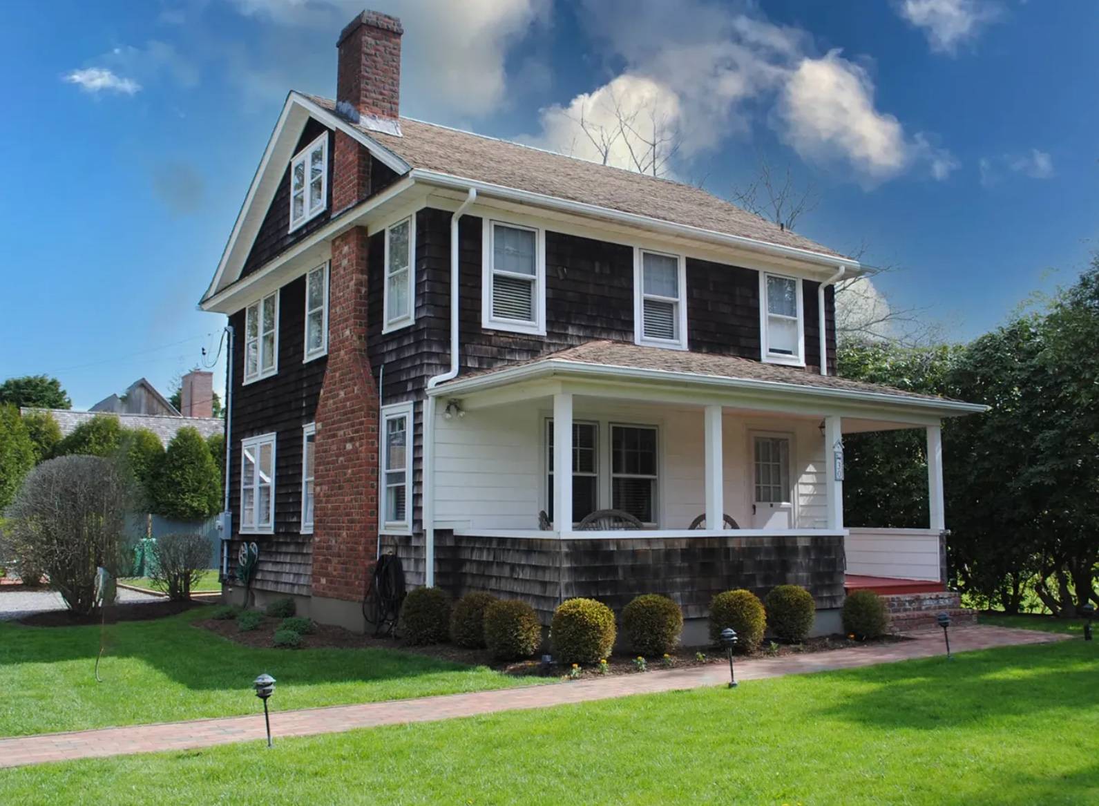30 MEADOW WAY