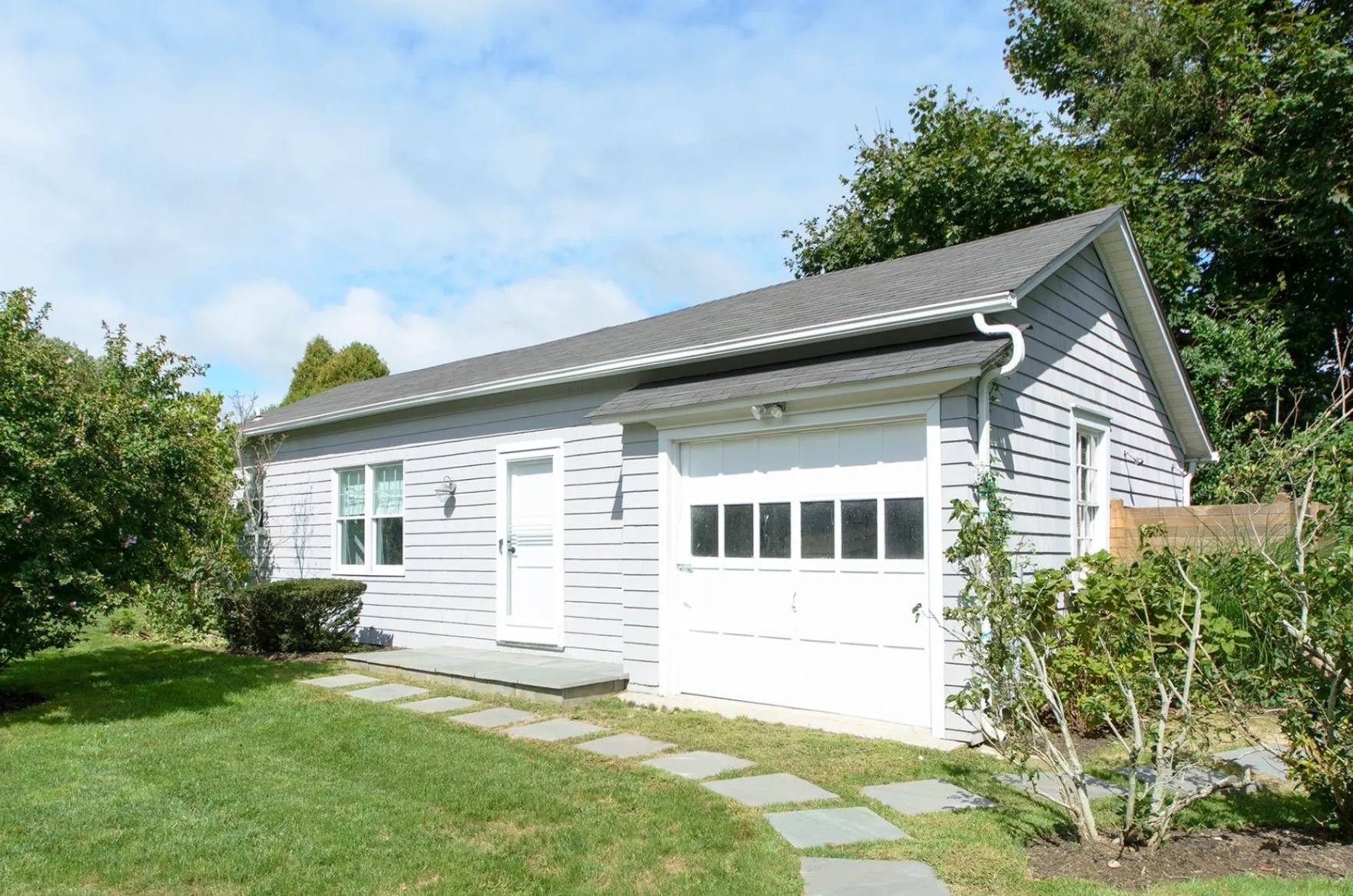 329 LITTLE PLAINS RD