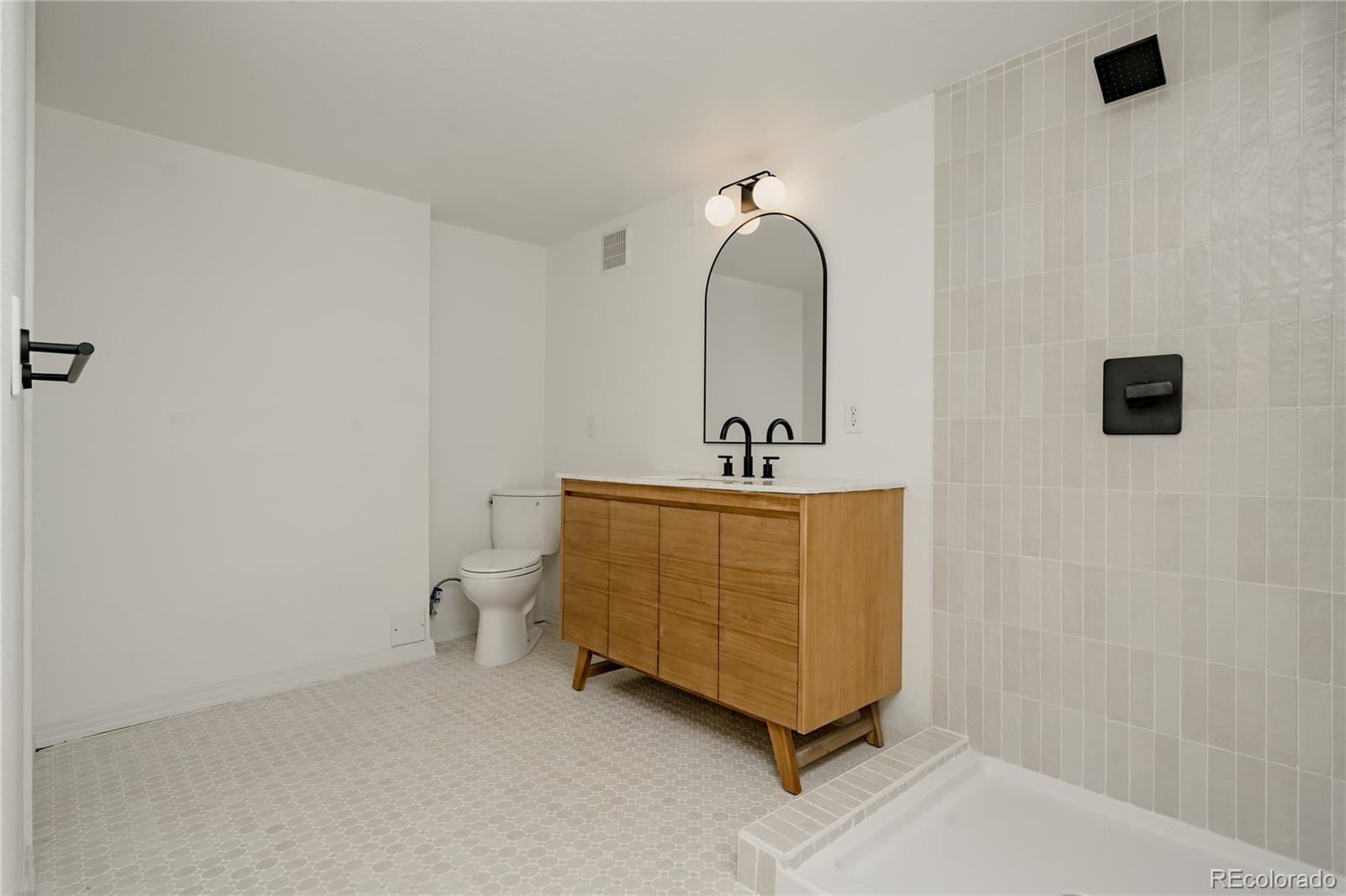 11820 W 66th Place Unit: A