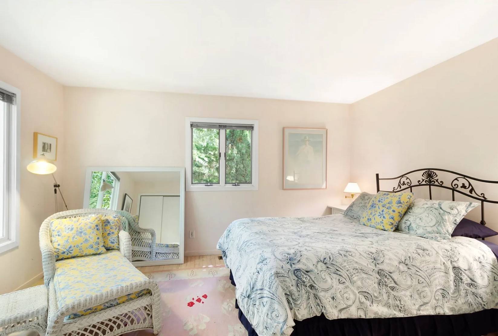 44 Longwoods Ln